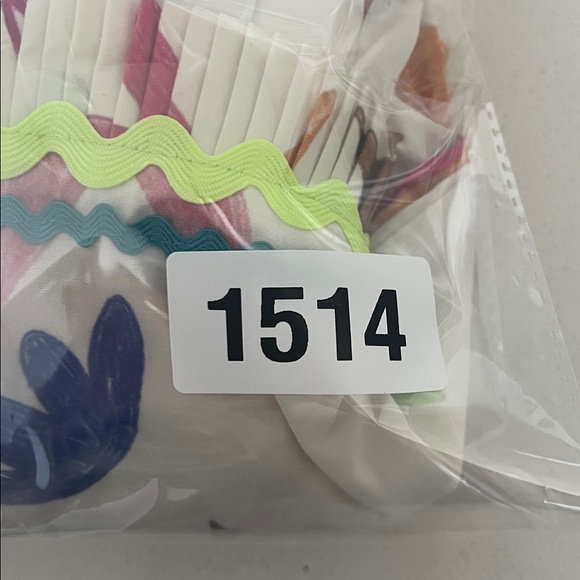 CeliaB Meridian Dress Colorful Print Ruffle Mini Dress V-Neck Statement Size XS - Picture 8 of 8